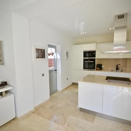 Villa Katarina In Beautiful Tauro With Private Heated Swimming Pool